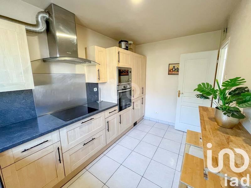 Maison - 104 m² - 6 pièces