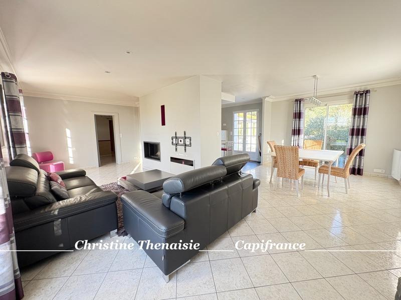 Maison - 163 m² - 5 pièces