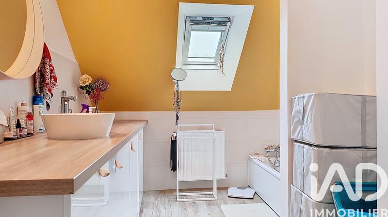 Maison - 121 m² - 5 pièces