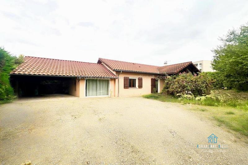 Maison traditionnelle - 114 m² - 4 pièces