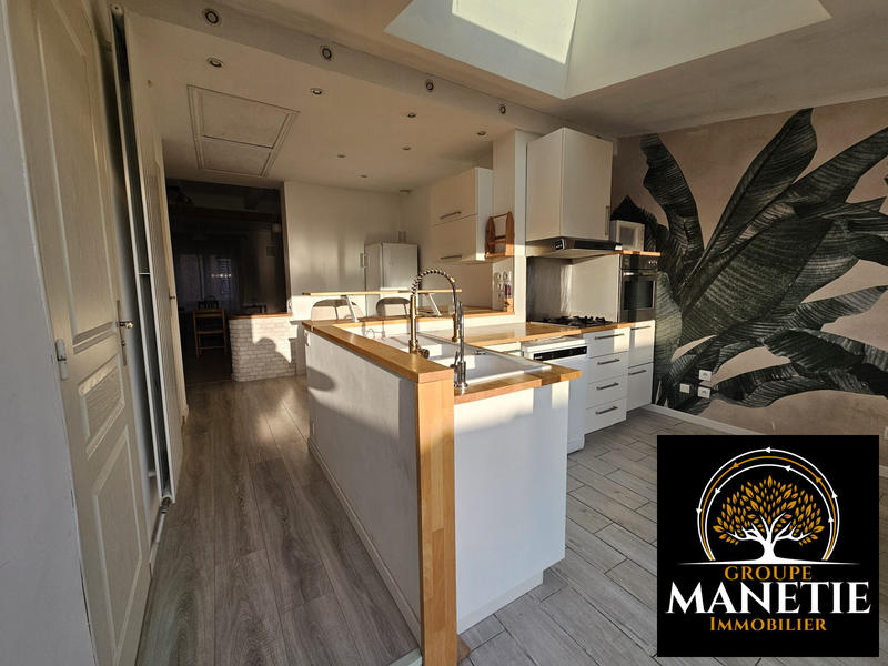 Maison - 97 m² - 4 pièces