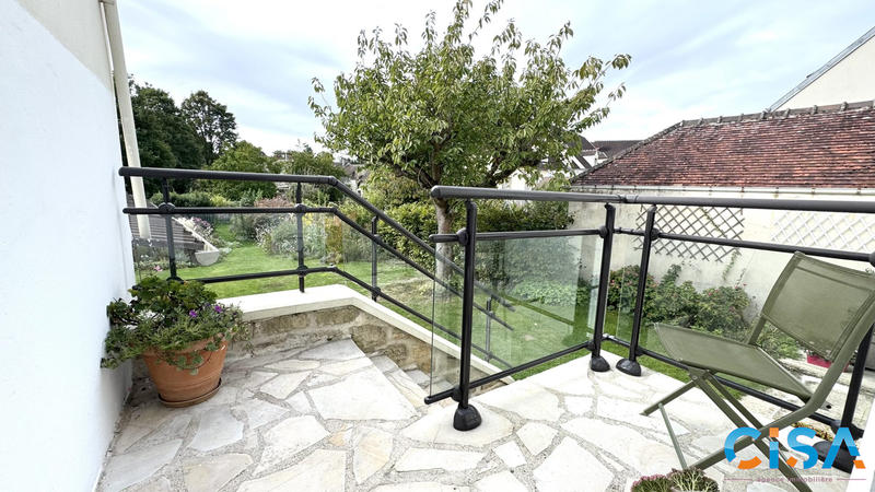 Maison - 80 m² - 5 pièces