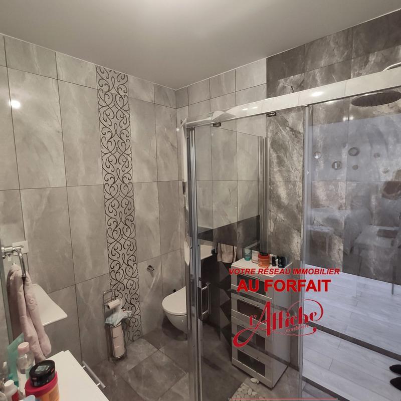 Maison - 162 m² - 6 pièces