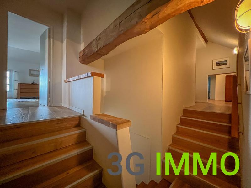 Maison en pierre - 260 m² - 8 pièces
