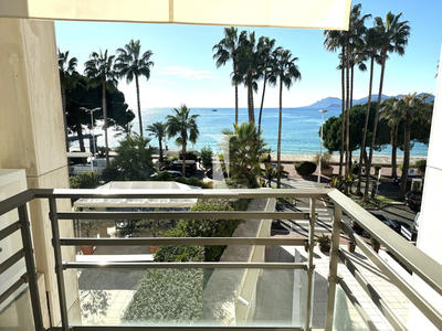 Appartement - 141 m² - 3 pièces