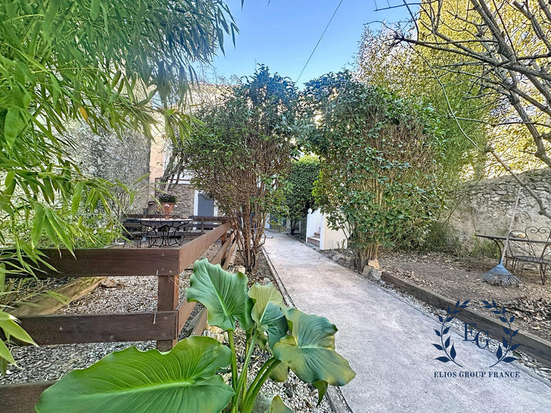 Maison traditionnelle - 160 m² - 6 pièces