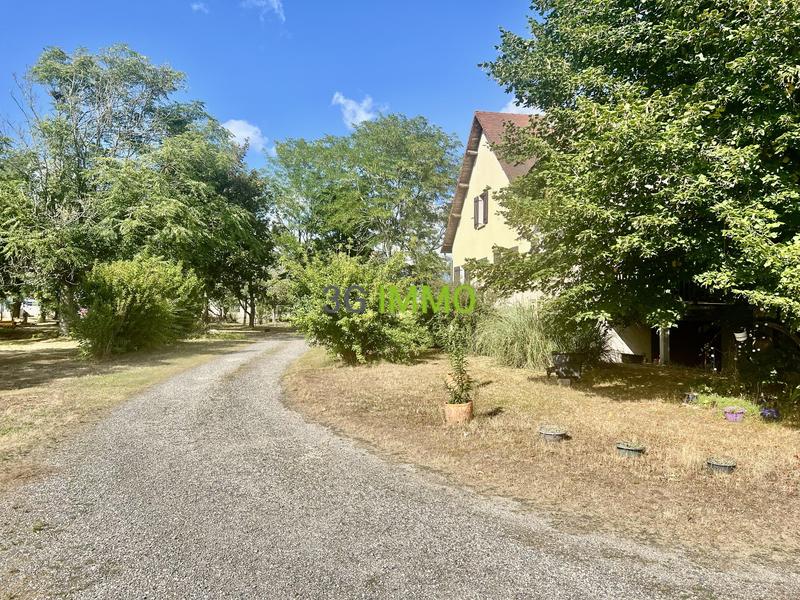 Maison traditionnelle - 195 m² - 5 pièces