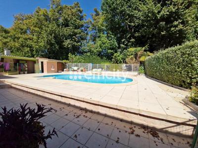 Maison - 123 m² - 6 pièces