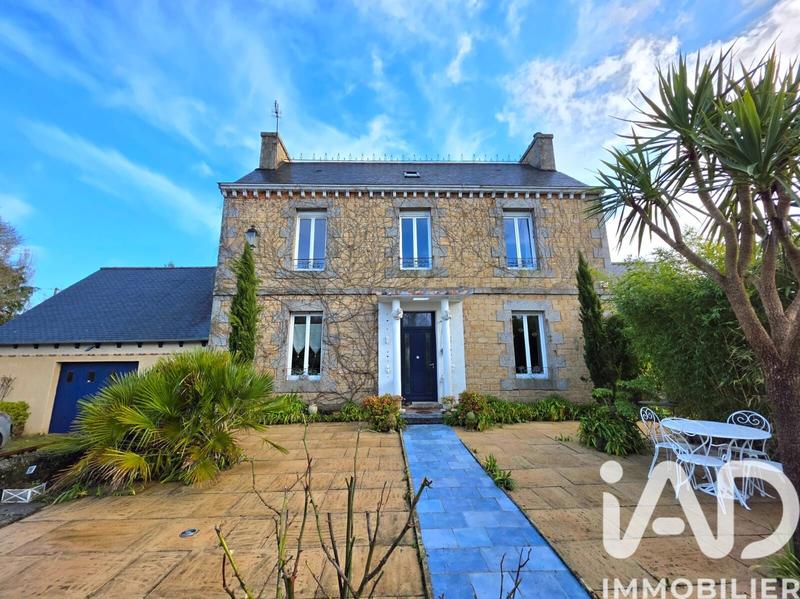 Maison - 156 m² - 7 pièces