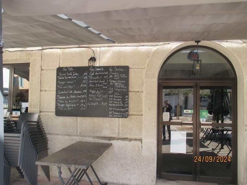 Local d'activité / Entrepôt - 250 m² - 2 pièces