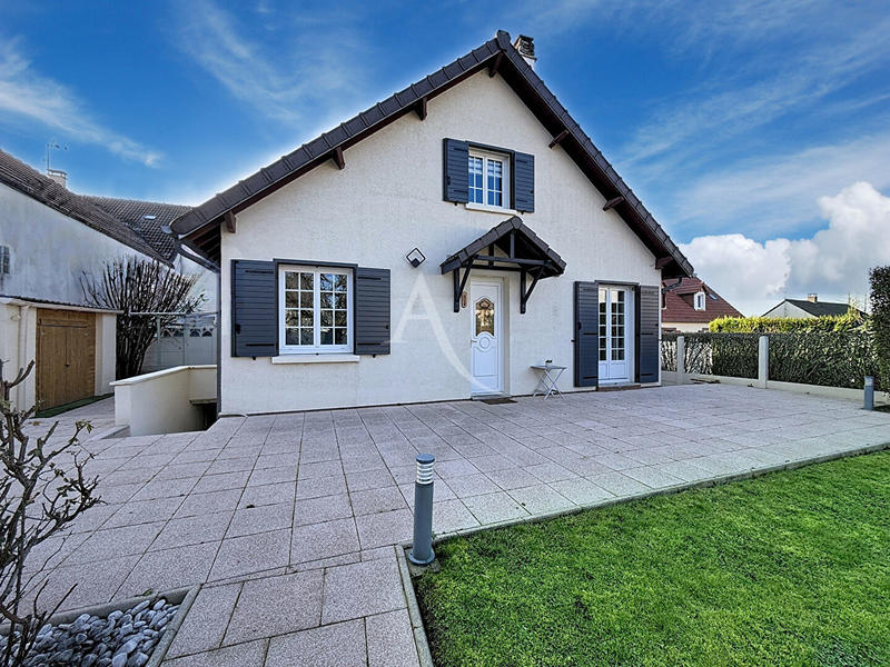 Maison - 110 m² - 5 pièces