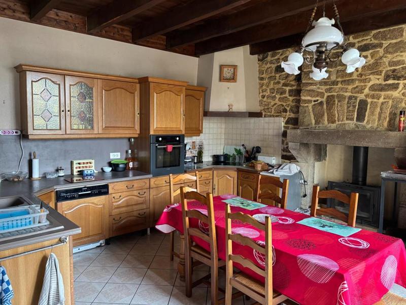 Maison - 145 m² - 7 pièces