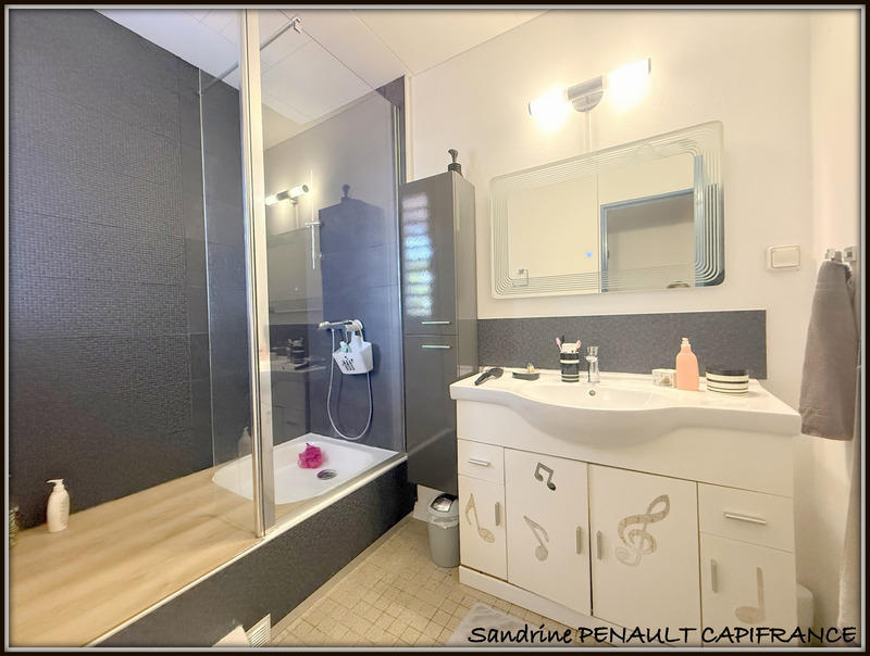 Maison - 97 m² - 5 pièces