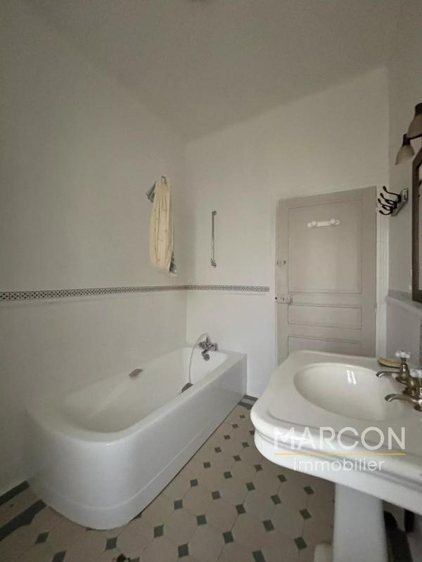 Maison - 109 m² - 4 pièces