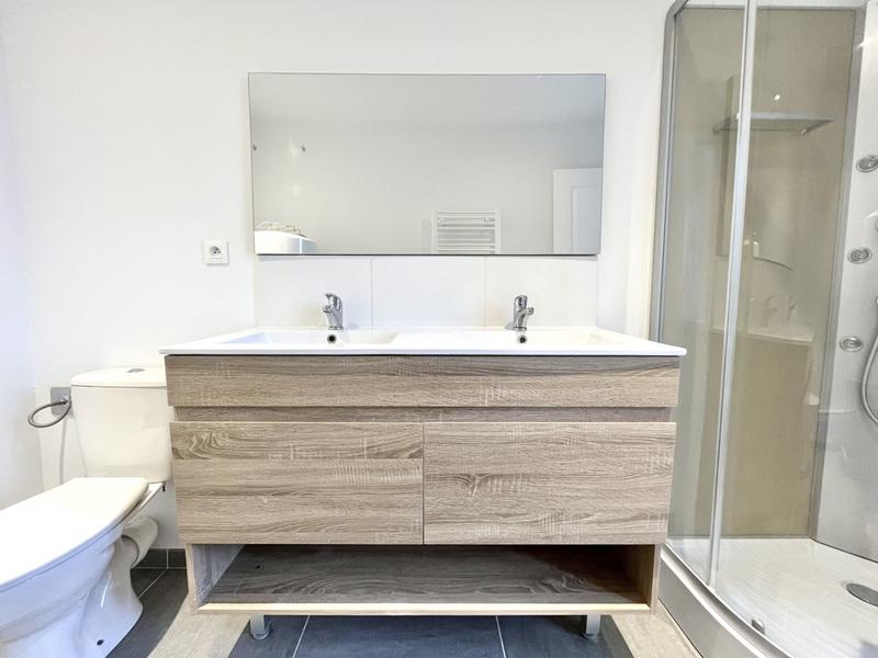 Appartement - 61 m² - 2 pièces