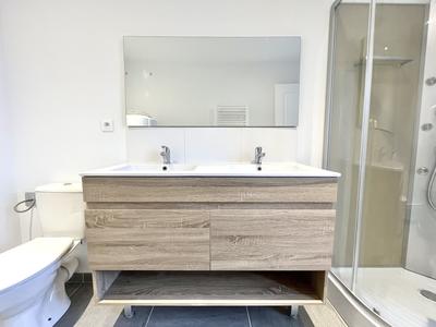 Appartement - 61 m² - 2 pièces