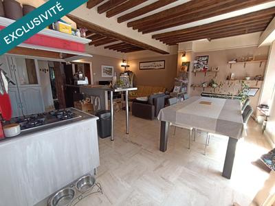 Appartement - 99 m² - 5 pièces