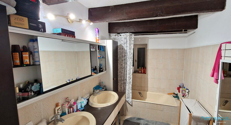 Maison ancienne - 232 m² - 8 pièces