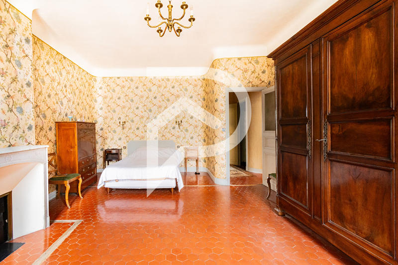 Appartement - 90 m² - 3 pièces