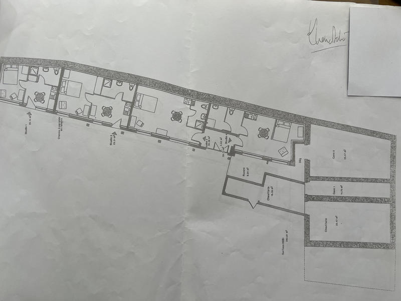 Maison - 514 m² - 27 pièces