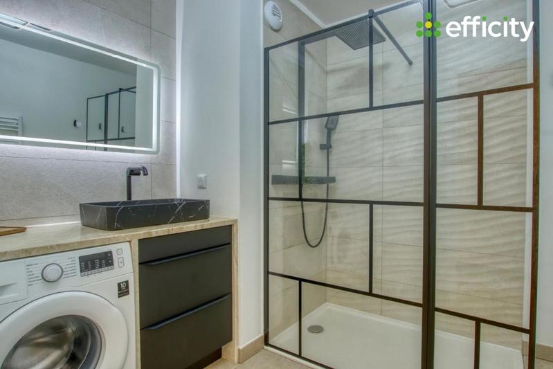 Appartement - 100 m² - 4 pièces