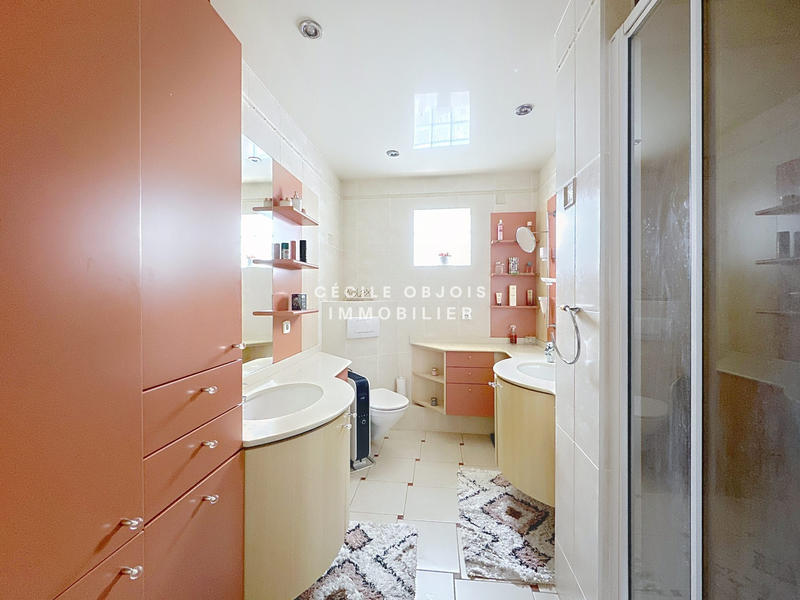 Maison contemporaine - 160 m² - 6 pièces