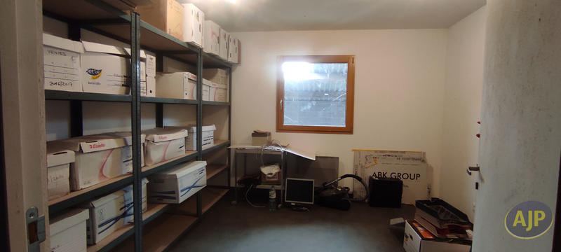 Local d'activité / Entrepôt - 288 m²