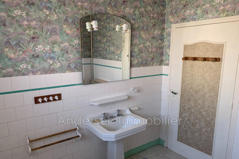 Villa - 107 m² - 6 pièces