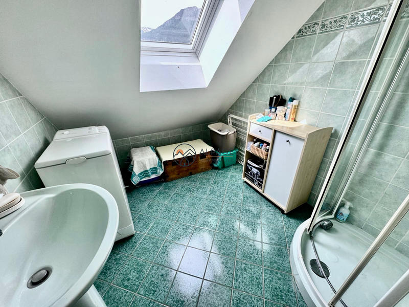 Châlet - 196 m² - 7 pièces