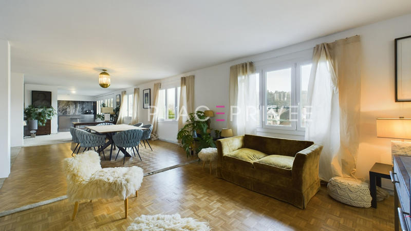 Appartement - 206 m² - 4 pièces