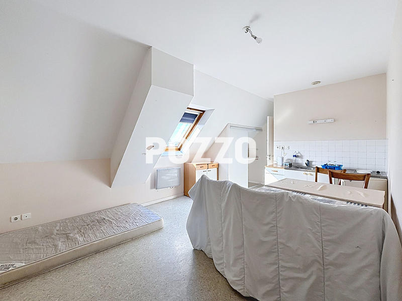 Maison - 320 m² - 8 pièces