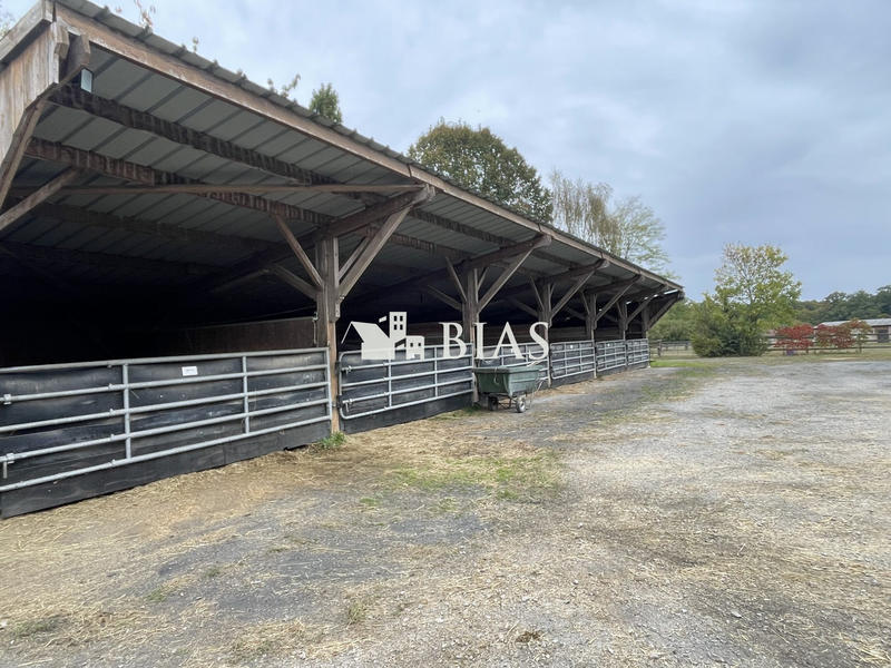 Maison ancienne - 104 m² - 3 pièces