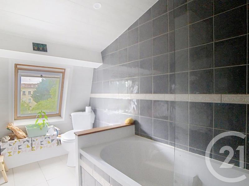 Maison - 132 m² - 6 pièces