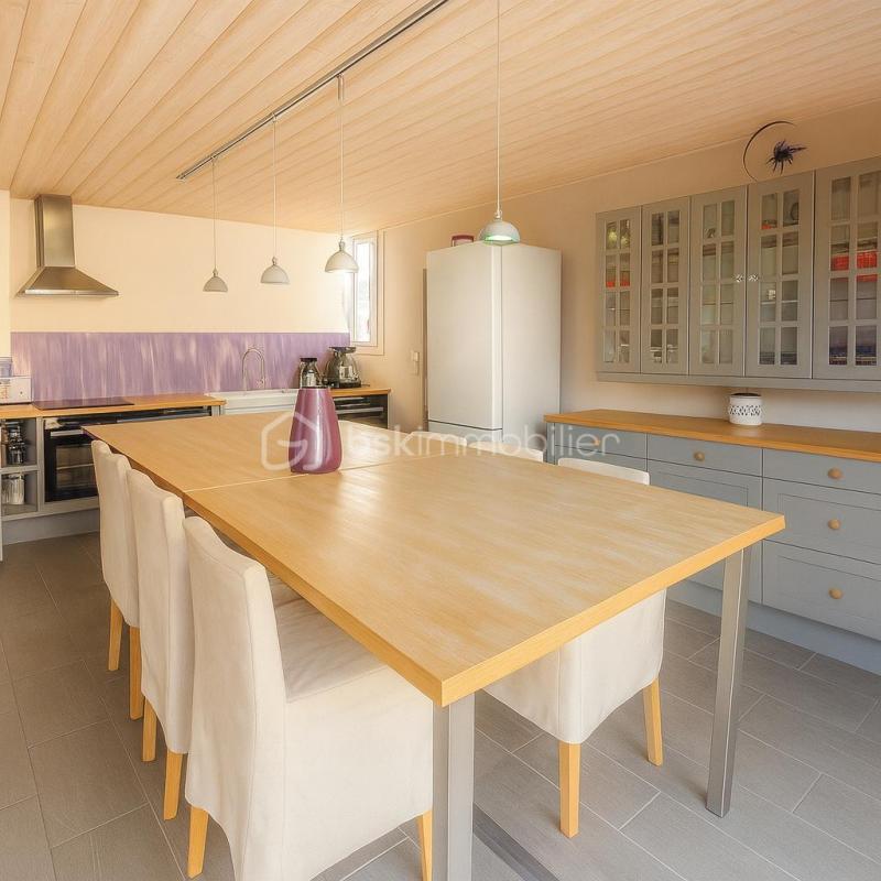 Maison - 91 m² - 5 pièces