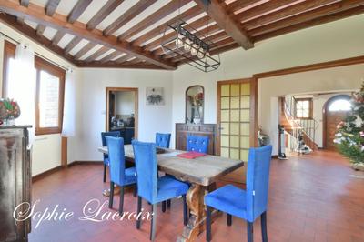 Demeure - 258 m² - 8 pièces