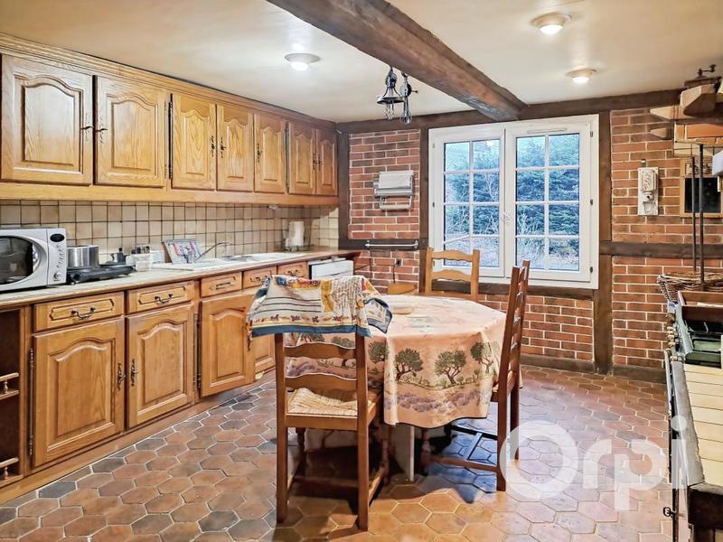 Corps de ferme - 189 m² - 9 pièces