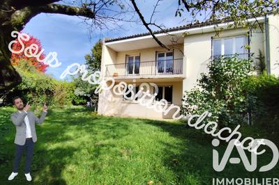 Maison - 155 m² - 8 pièces