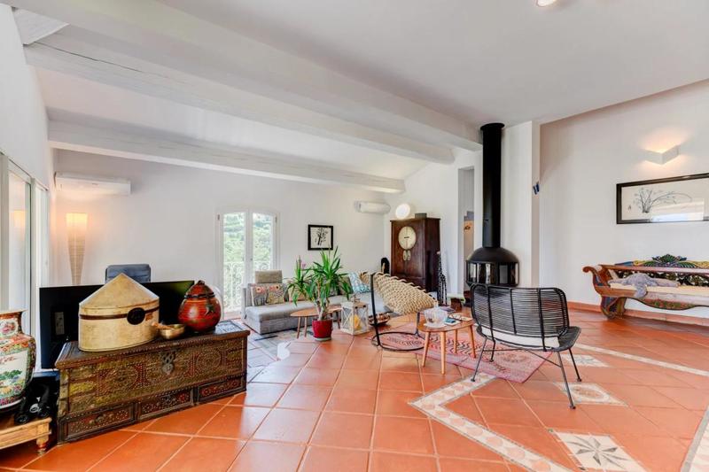 Villa - 137 m² - 5 pièces