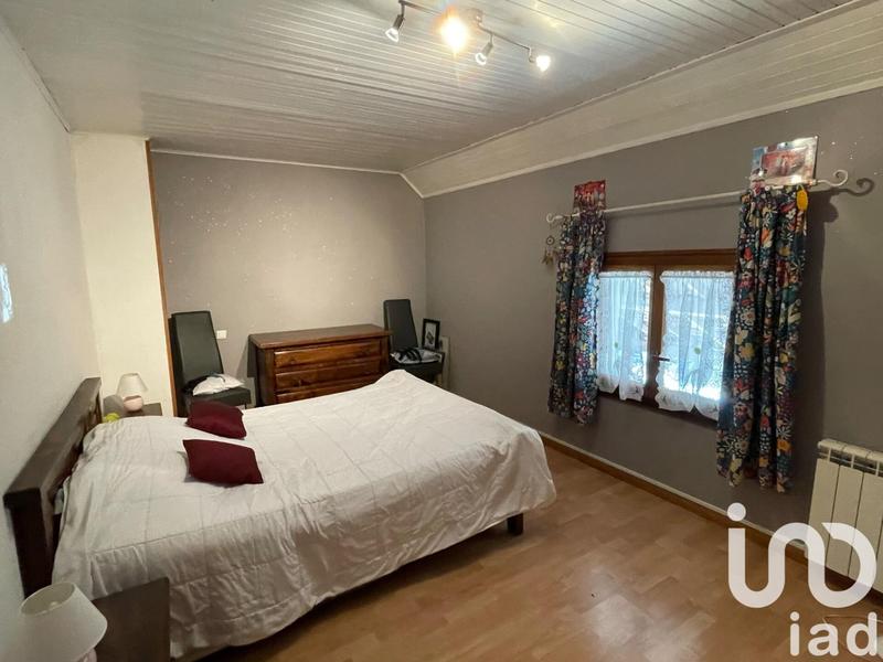 Maison - 190 m² - 8 pièces