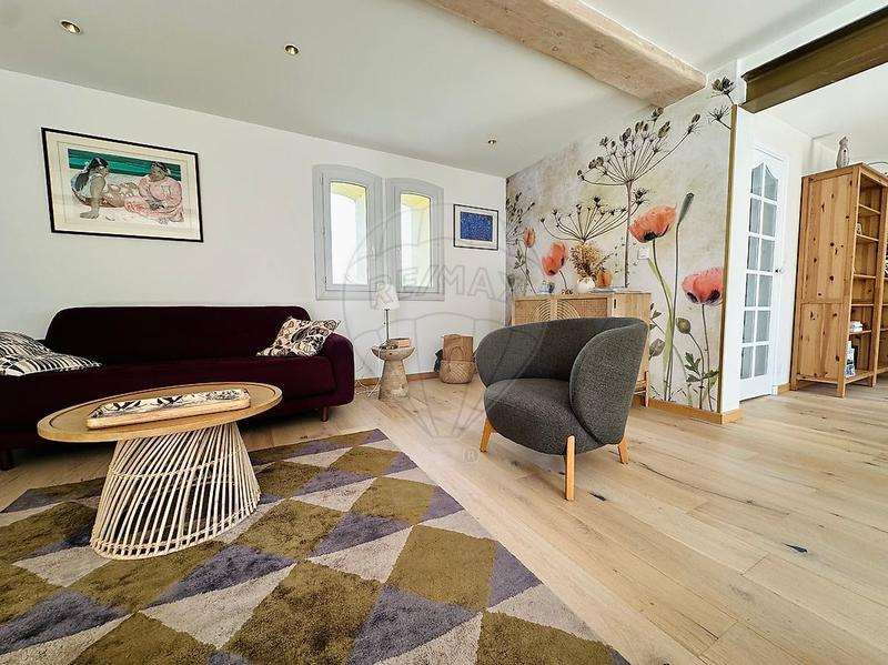 Maison - 160 m² - 5 pièces