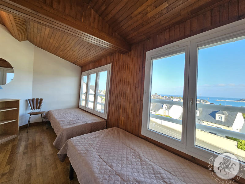 Maison - 93 m² - 6 pièces