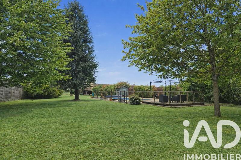 Maison de campagne - 255 m² - 10 pièces