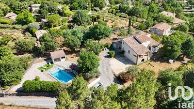 Maison - 136 m² - 5 pièces