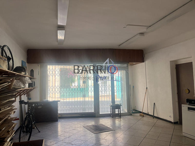 Local d'activité / Entrepôt - 62 m²