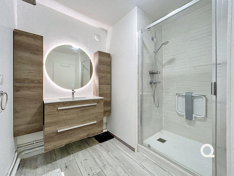 Appartement - 80 m² - 3 pièces