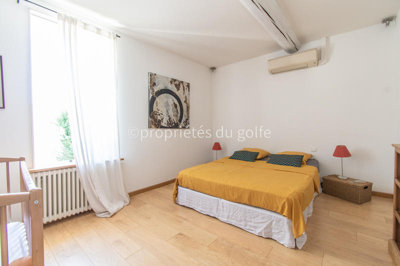 Maison - 312 m² - 6 pièces