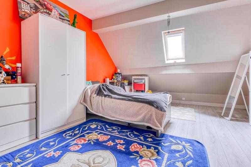 Maison - 122 m² - 6 pièces