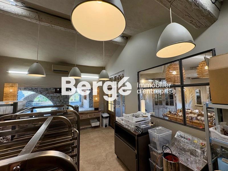 Local commercial - 180 m²