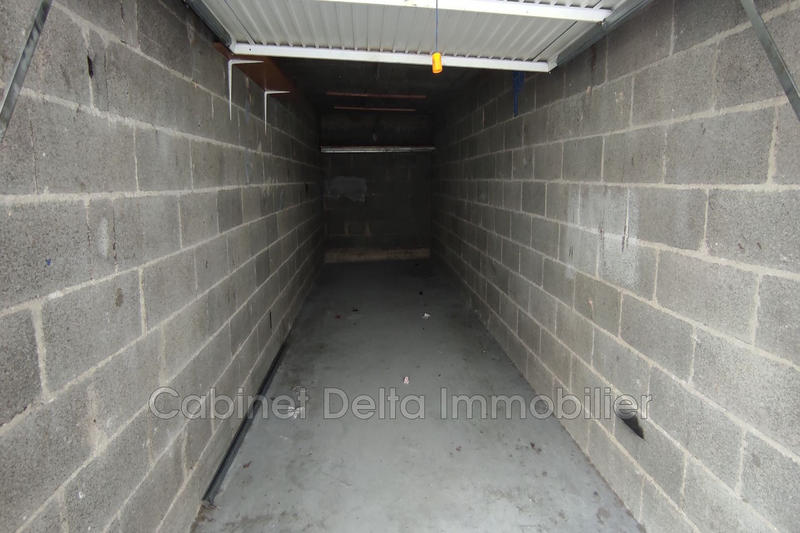 Parking / Garage - 15 m²