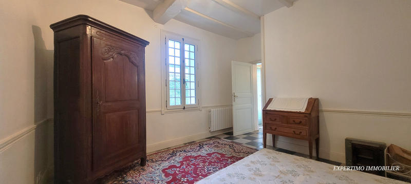 Maison - 252 m² - 9 pièces